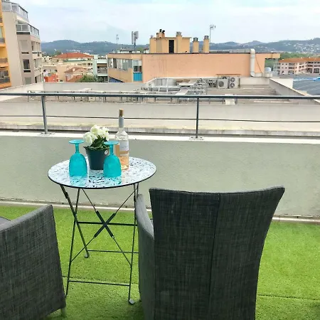 Apartment Centre -les Hauts De Lerins *