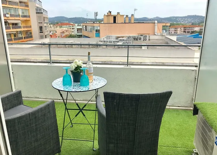 公寓 Centre -les Hauts De Lerins *